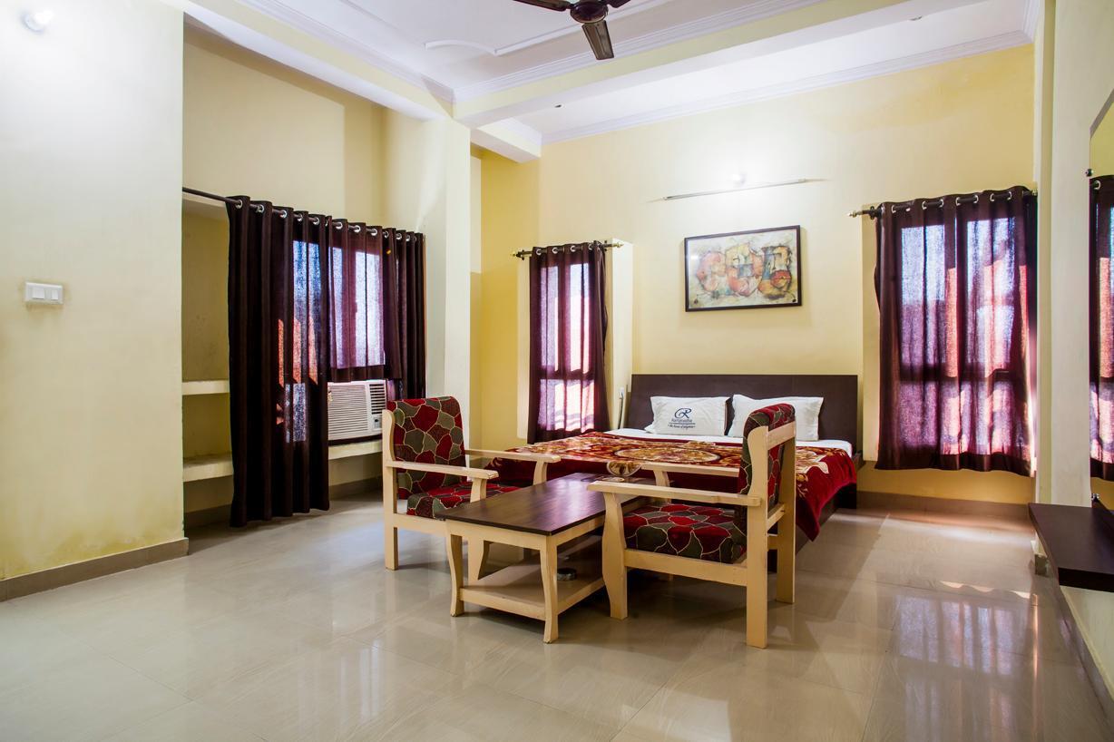 Ramprastha Hotel Ayodhya Exterior foto