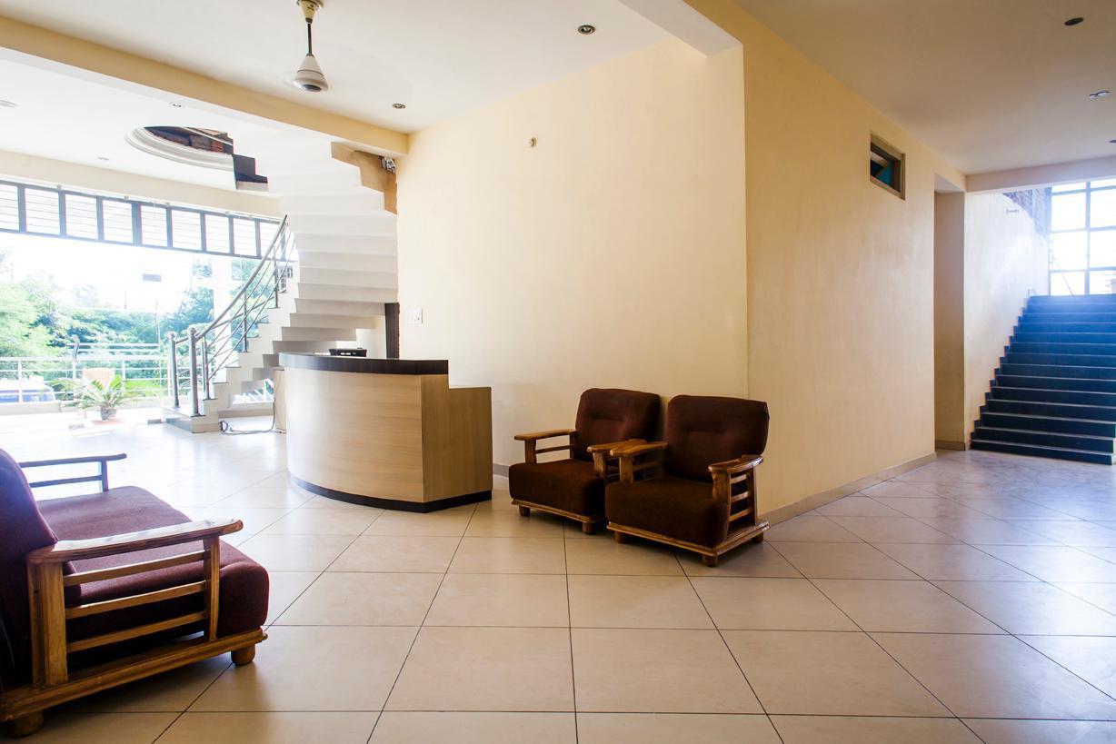 Ramprastha Hotel Ayodhya Exterior foto