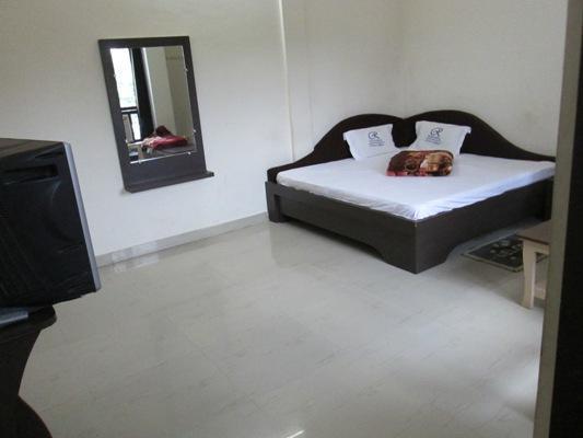 Ramprastha Hotel Ayodhya Exterior foto